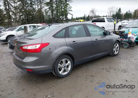 2014 Ford Focus Se z USA, uszkodzony, nr VIN 1FADP3F2XEL391872